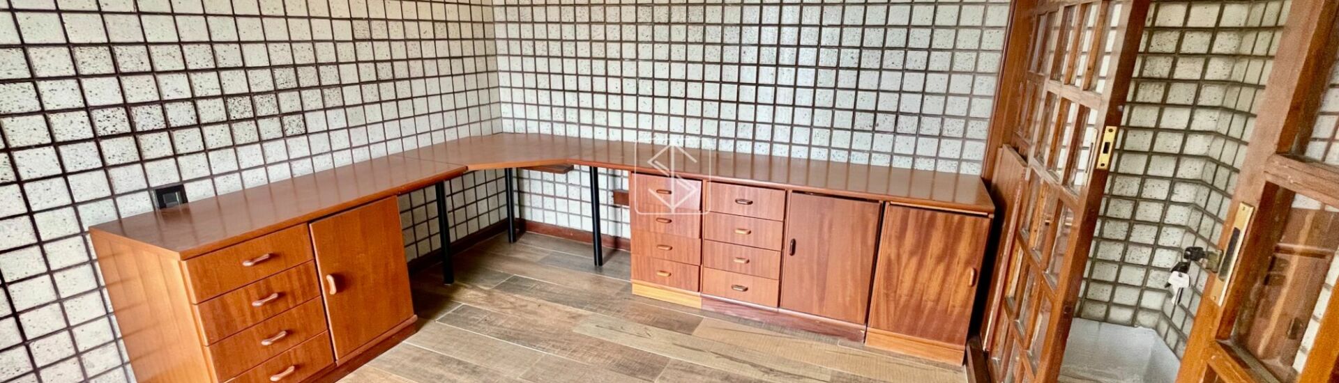 277f982a05542e68abe8ab9b136a63bf-1765568531