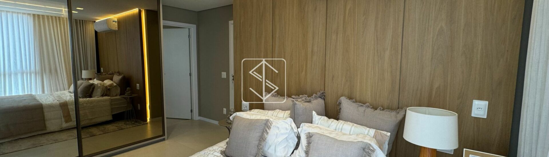 39ab899a1619a701ffe30c6c515c3d6c-1765547420