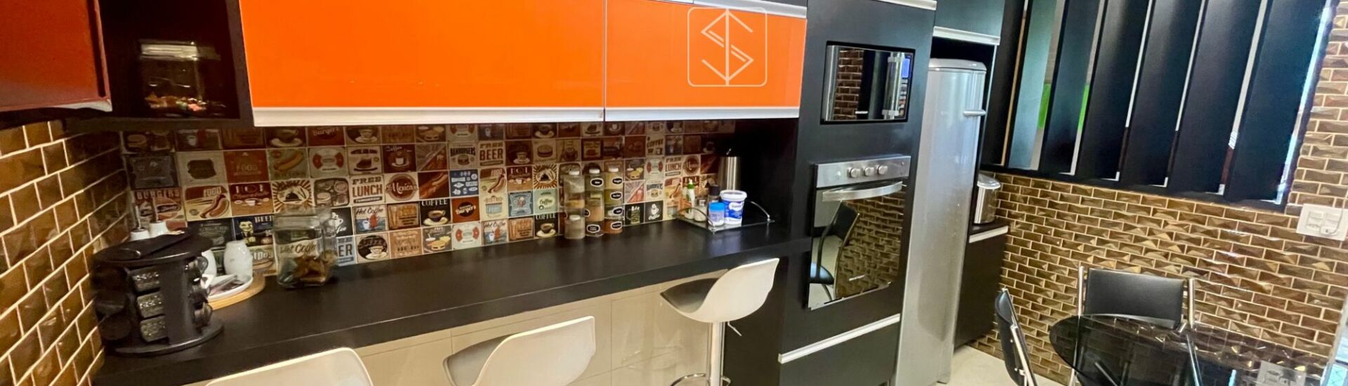 80997bedf9113319d3ffe219923e384c-1765546285