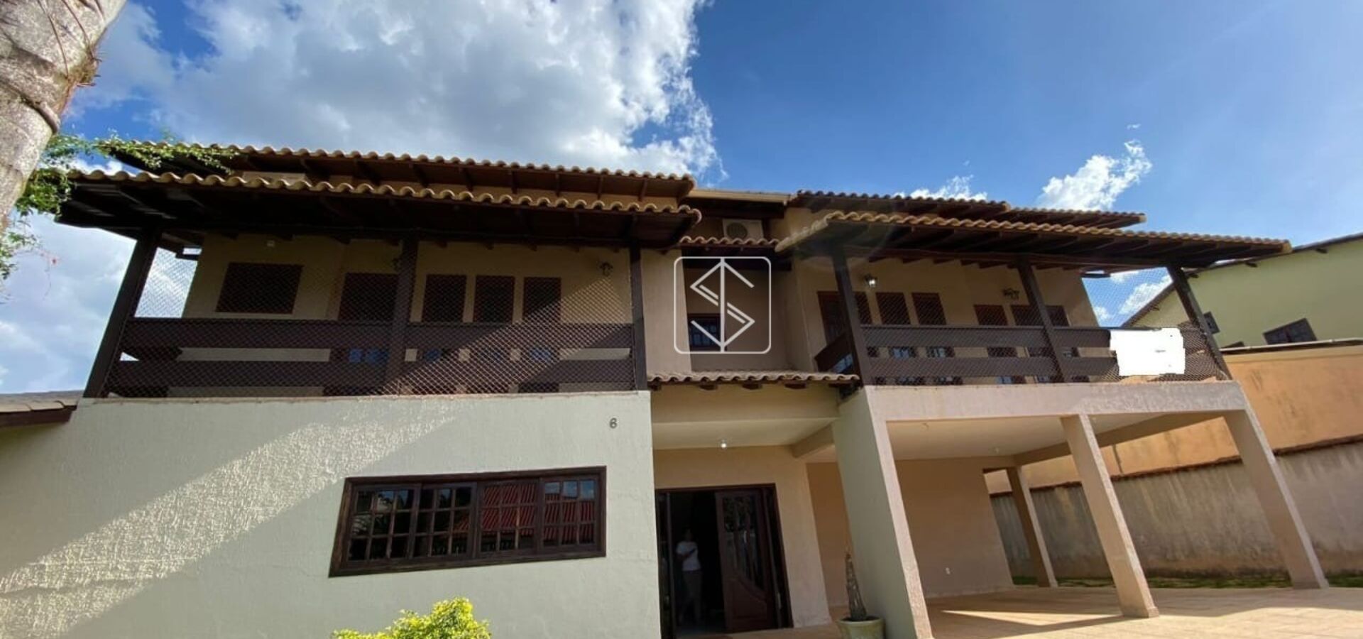 f81d1079f72a170fe6e18bc74f16b487-1765547737